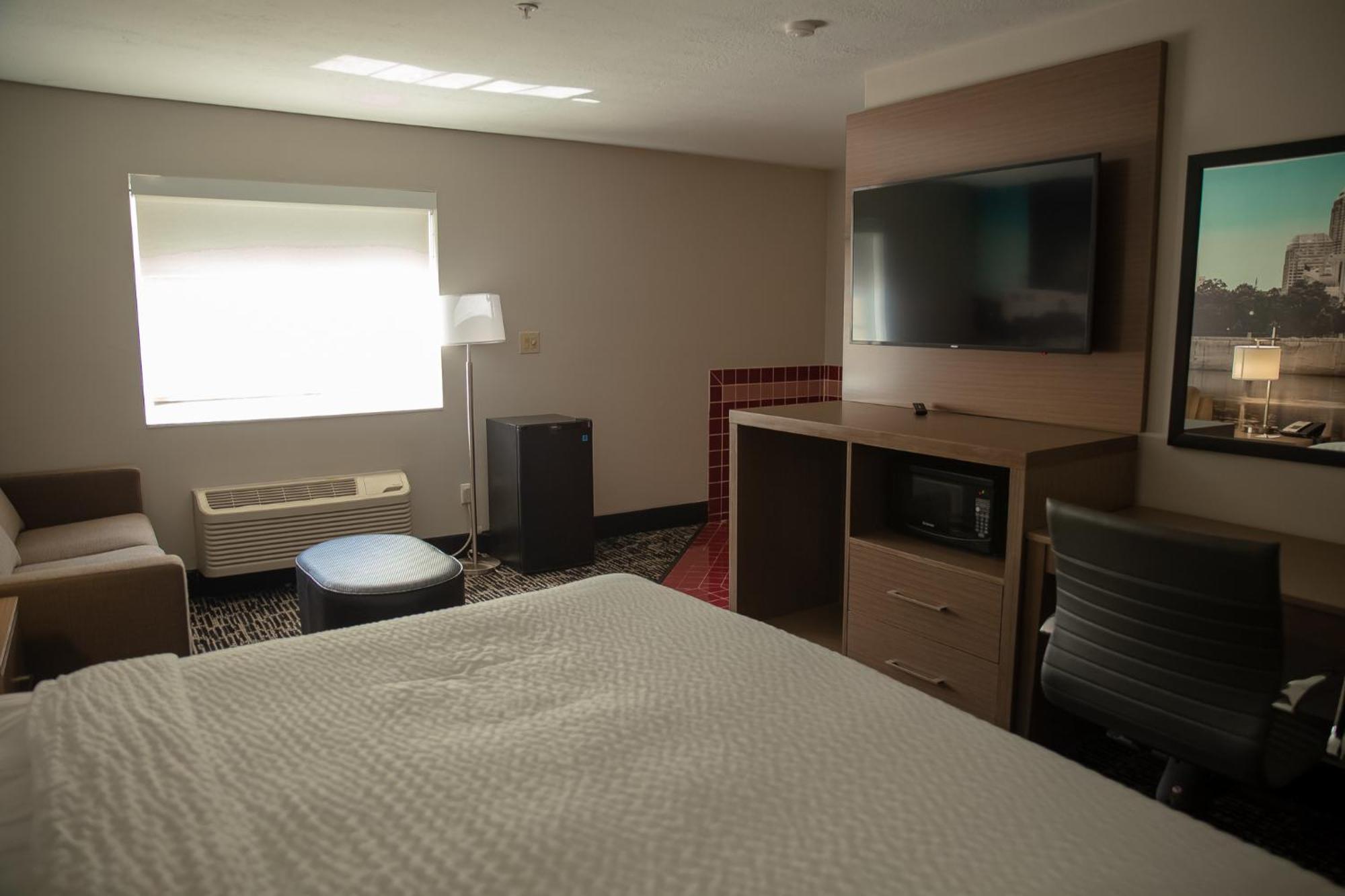 Clarion Pointe Indianapolis Airport Hotel Plainfield Ruang foto