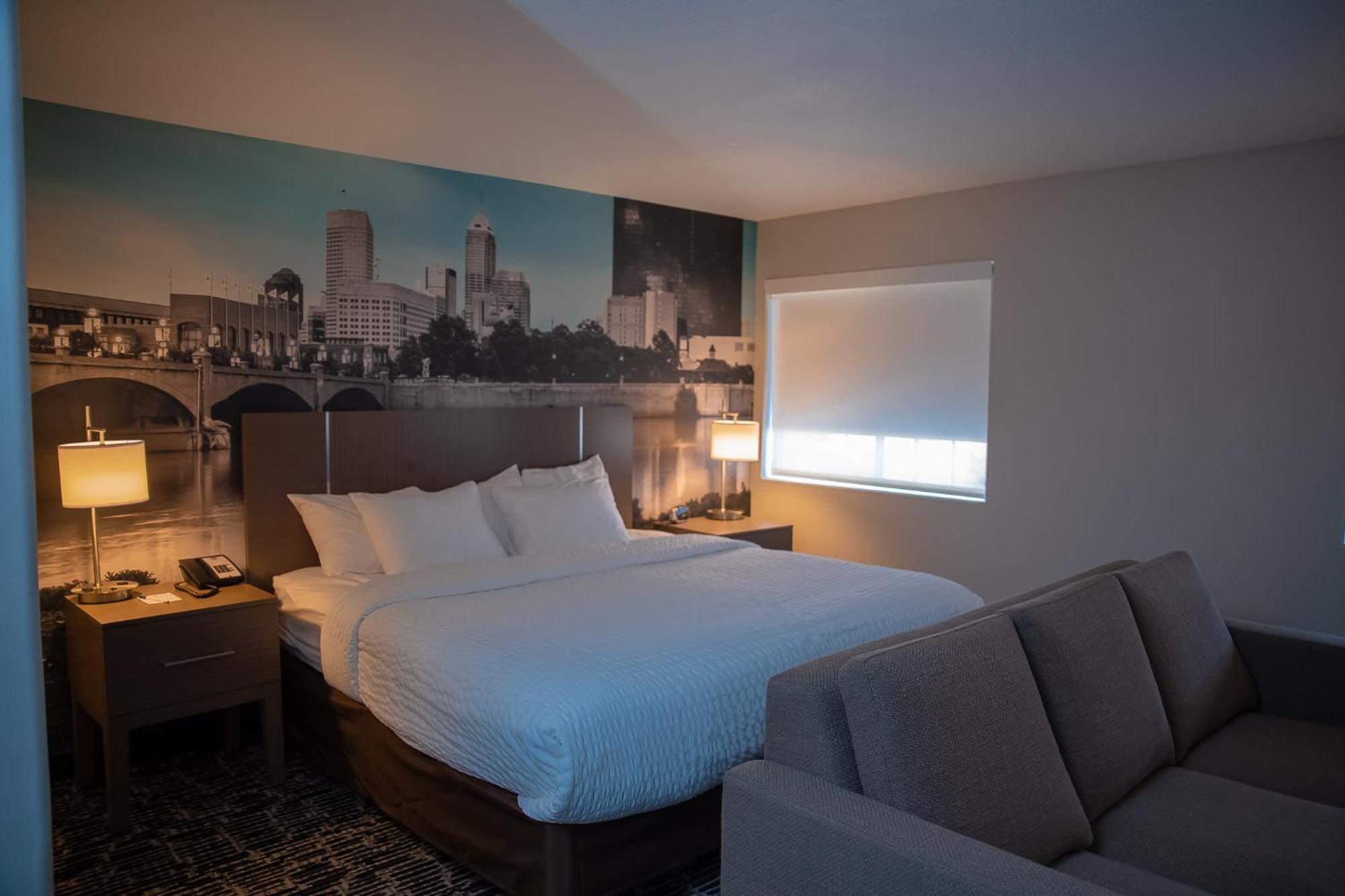 Clarion Pointe Indianapolis Airport Hotel Plainfield Ruang foto